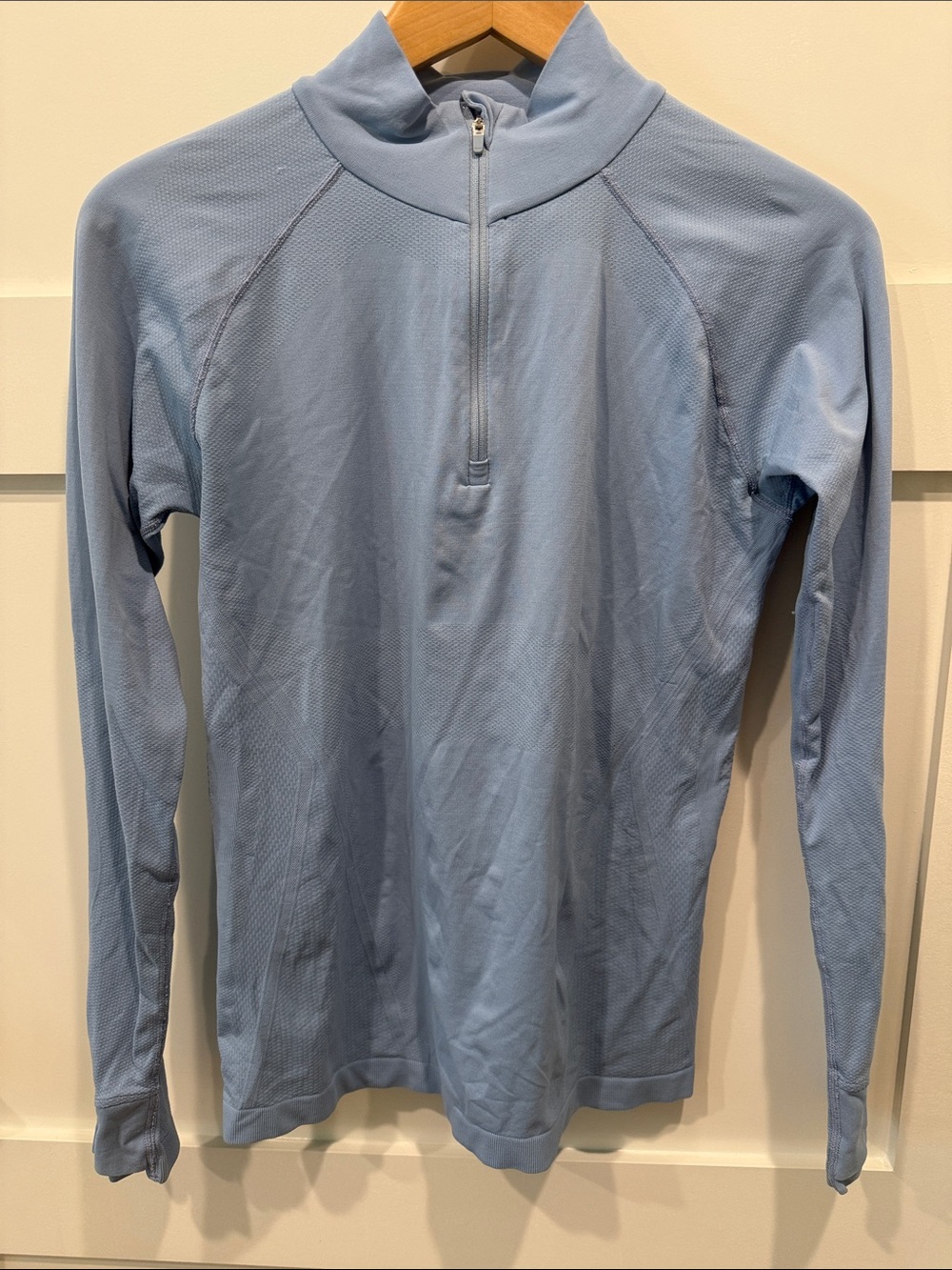 Athleta Blue Quarter Zip sz Medium
